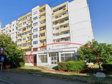 Държавата пусна за продажба търговски имот в блок в бургаския жк „Славейков“