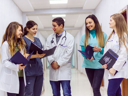 БЛС ще подпомогне обучението на младите лекари в Бургас