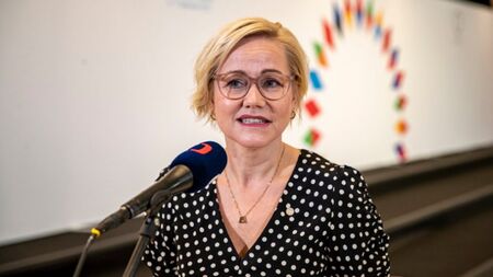 Заради плагиатство норвежкият здравен министър хвърли оставка