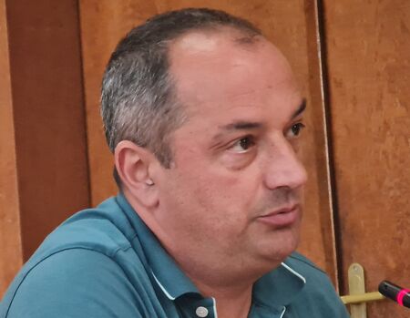 Текат анкети с граждани за това къде и как да