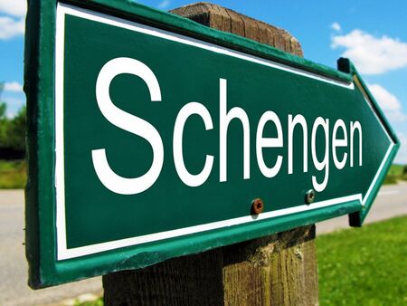Без Шенген по земя пазаруваме стоки с до 18% по-скъпо