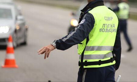 Съпругата на Пламен Бобоков блесна в галерията на Ники Младжов (СНИМКИ)