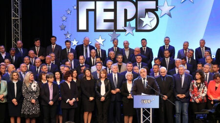 Бившият кмет Йорданка Фандъкова зае втората позиция Водач на листата