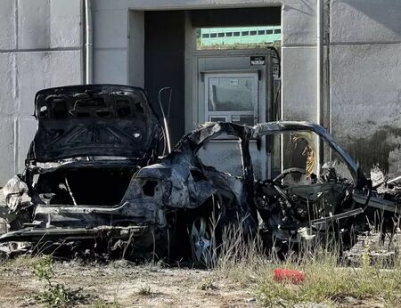 Съпругата на Пламен Бобоков блесна в галерията на Ники Младжов (СНИМКИ)