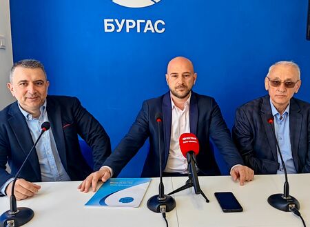 Ще станем една туристическа дестинация която не произвежда нищо и