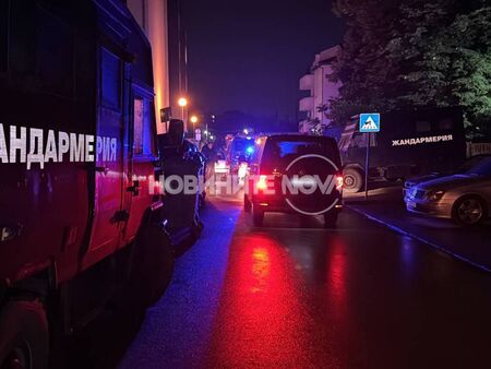 Съпругата на Пламен Бобоков блесна в галерията на Ники Младжов (СНИМКИ)