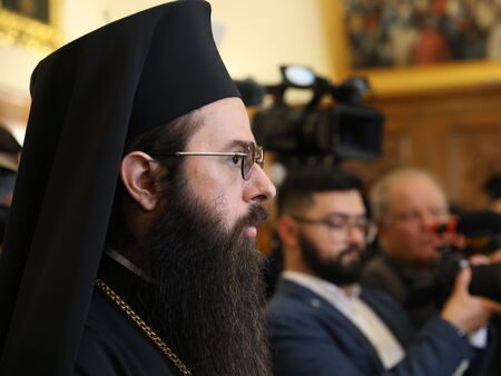 Новият сливенски митрополит Арсений ще управлява имоти за 3 млрд.лева
