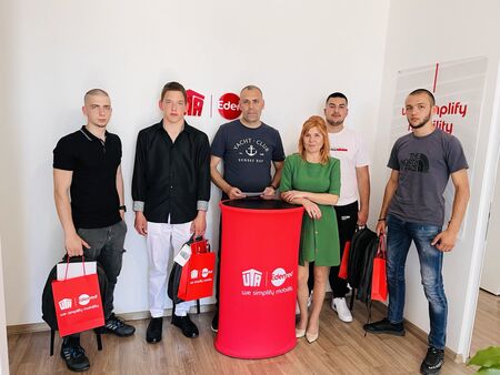 Мрежата на компанията надхвърля 62 000 бензиностанции UTA България награди