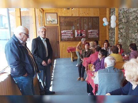 Кандидатите за народни представители от "БСП за България" се срещнаха с избиратели в Малко Търново