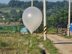 Сметоизвозване ли? Северна Корея праща балони с фекалии и боклук към южната съседка