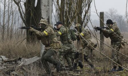 Идва ли Европейска пролет? Прогресивни сили, начело със Салвини, може да спрат реакционните Меркел и Макрон