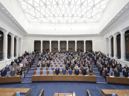 Първи резултати по екзитпол: Ето как се разпределят мандатите