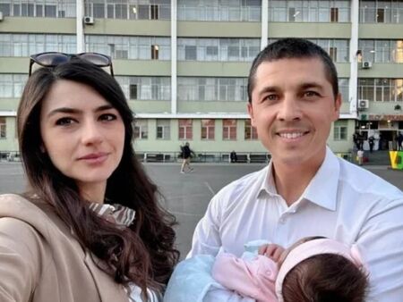 Лена Бориславова прехвърли майчинството на майка си
