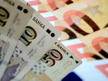 Държавата пое нов дълг -защо това е проблем?