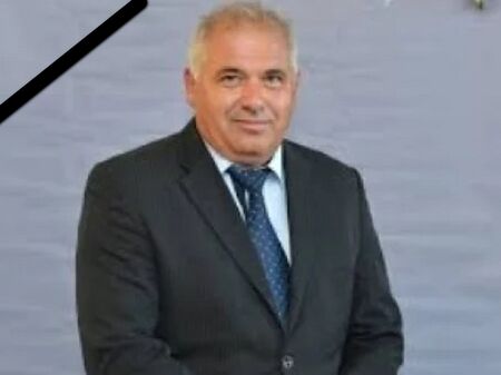 Кмет загина по абсурден начин - напи се, а след това катастрофира с триколка