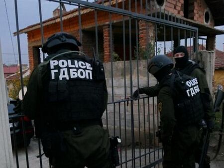 Спипаха 11 мигранти на АМ "Тракия", изгоряха с по 3000 евро