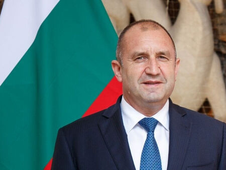 Президентът Радев е отказал среща с премиера на Черна гора след четириминутно чакане
