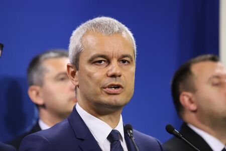"Възраждане" твърдо остава в опозиция в 50-то НС