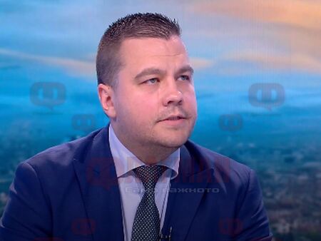 Ще седне ли в скута на Пеевски и Слави Трифонов? Станислав Балабанов с мрачен сценарий за ГЕРБ и ДПС