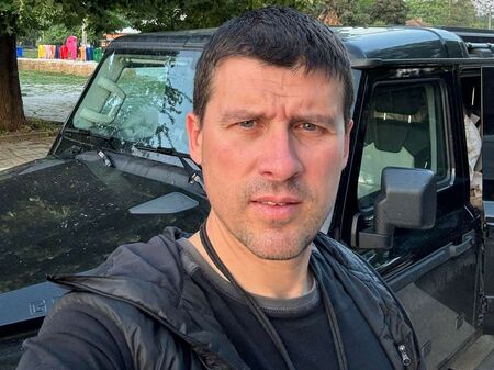 "Величие" се цепи, изключваме 5-6 депутати, защото гласуват ГЕРБ и ДПС, обяви Ивелин Михайлов
