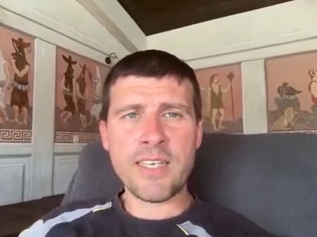 Идеологът на „Величие“ Ивелин Михайлов си посипа главата с пепел, извини се на Николай Марков
