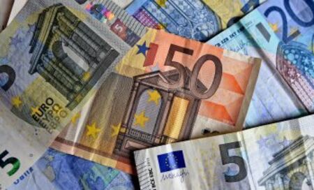 Икономист: За еврозоната важен е бюджетът, не дали имаме стабилно правителство