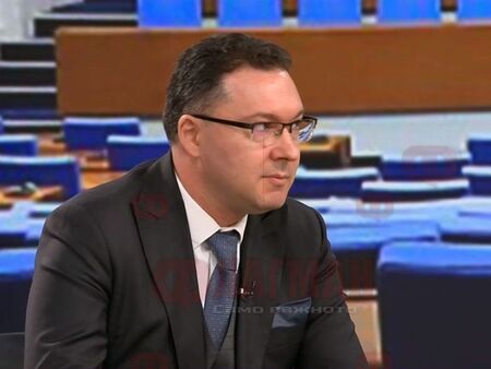 Кабинетът „Желязков“ ще ни вади от сивия списък за пране на пари, Даниел Митов зове ПП-ДБ за подкрепа