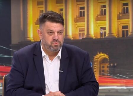 Ако Денков отиде за втория мандат, разговорът с нас е приключен, обяви Атанас Зафиров