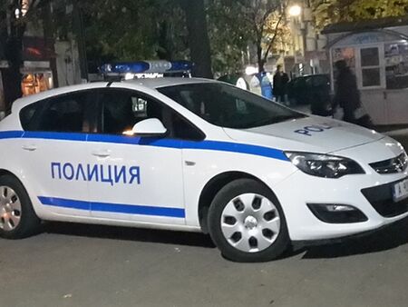 Над 60 кг канабис, кокаин и синтетична дрога са открити в яхтата на пристанището в Царево