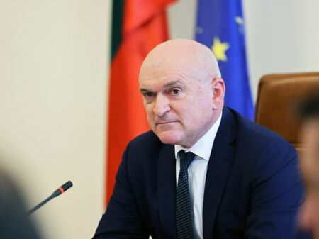 Пострадали от пожара могат да живеят в хотели като украинците, обяви премиерът