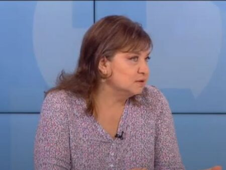Съдебната власт става част от предизборната кампания? Доц. Киселова очаква удара на ВАС по ДПС-тата