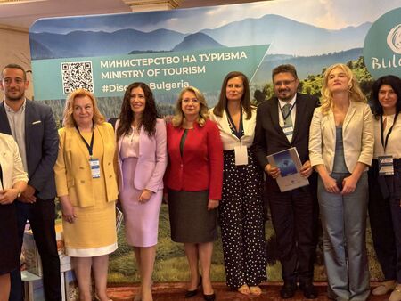 Трима бивши министри на туризма на форум в Бургас