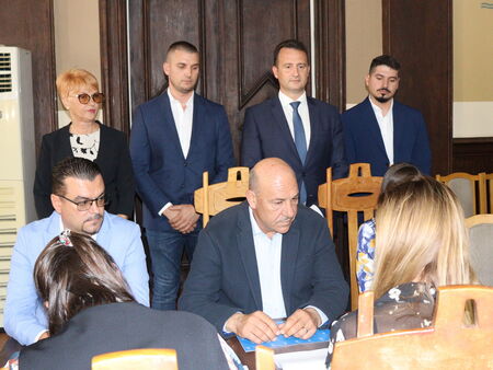 Областният лидер на ГЕРБ: Крайно време е Димитър Николов да излезе и да покаже на държавата модела на Община Бургас
