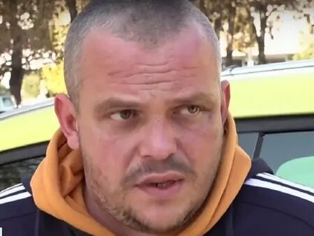 12 души го пребиха