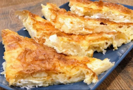 Направи това с корите и баницата ще стане божествено сочна и вкусна