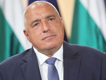 Тече дискусия за политическото бъдеще на страната Президентът Румен Радев