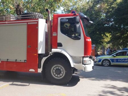 Инцидентът е станал около 14 00 часа днес в гараж към