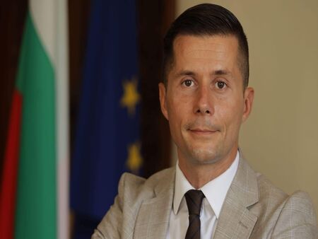 От Царево с пламенен поздрав