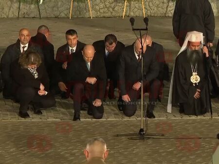 Заря за Трети март! Президентът говори за свободата и идеала на поколения българи (НА ЖИВО)