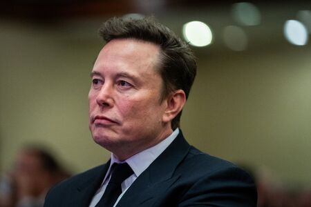Мъск: Зеленски ще загуби с голяма разлика изборите в Украйна