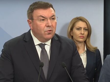 Управляващото мнозинство с позиция, след като ДПС-ДПС реши да нищи дали да продължи подкрепата