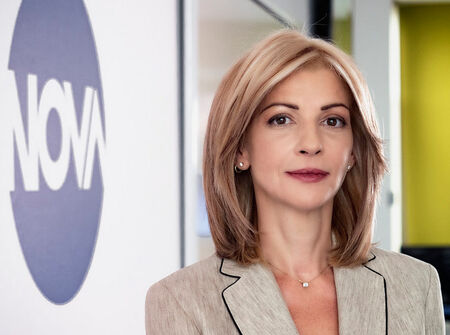 Миа Сантова от години живее във Виена Известната тв журналистката