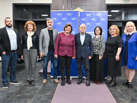Преучредиха ДСБ в Бургас, университетски преподавател застана начело на структурата