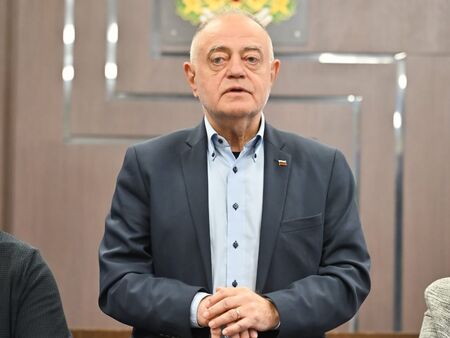 До края на годината не би трябвало да има предсрочни избори, защото основната ни цел е еврозоната