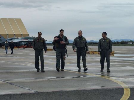 Първият български F-16 кацна у нас