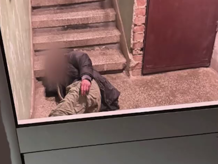 Психично болен тормози цял квартал (ВИДЕО)