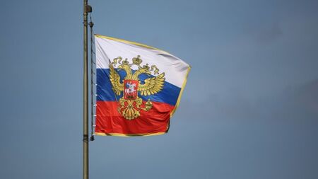 Бомба! Медведев се отказва от Русия