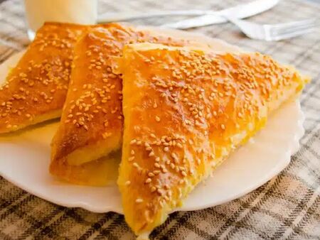 Мамината рецепта за вкусни триъгълници е готова за норматив