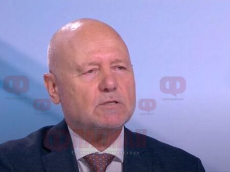 Светият отец спасявал отвлечени деца, но украинците го намразили, след като им казал да се готвят за белия флаг