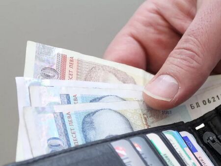 За семейна двойка с дете до 14 години били нужни поне по 1080-1090 лева на човек, смятат от КНСБ